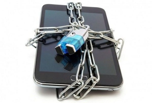 В России будут блокировать контрафактные и украденные смартфоны