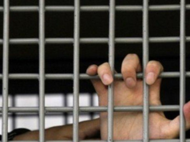 Кузбассовец осужден за изнасилование трех несовершеннолетних падчериц
