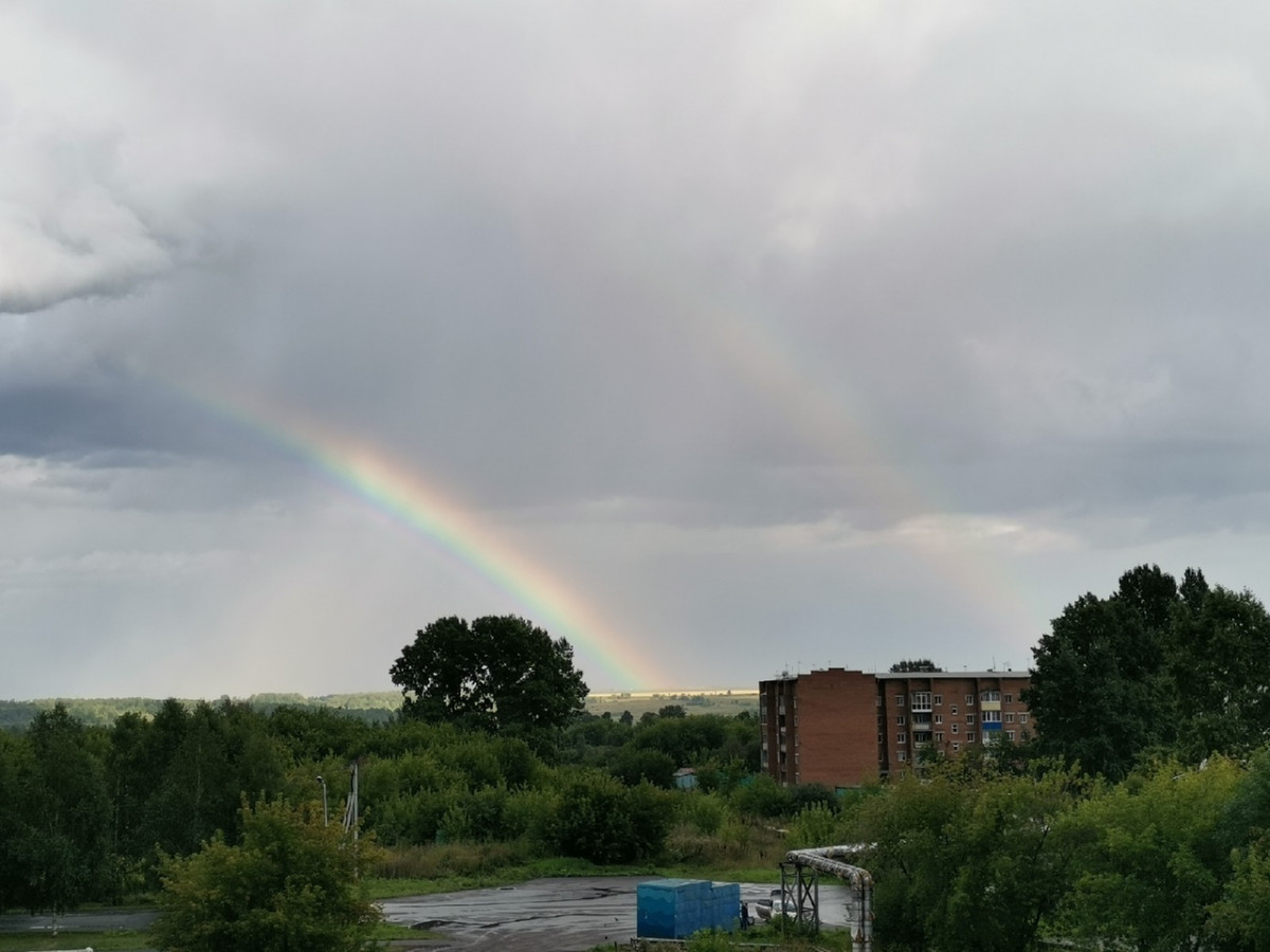 Сегодня над Прокопьевском появилась двойная радуга