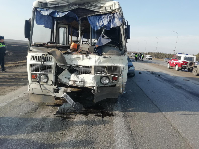 Водитель автобуса из Прокопьевска пойдет под суд за тройное ДТП в условиях пала