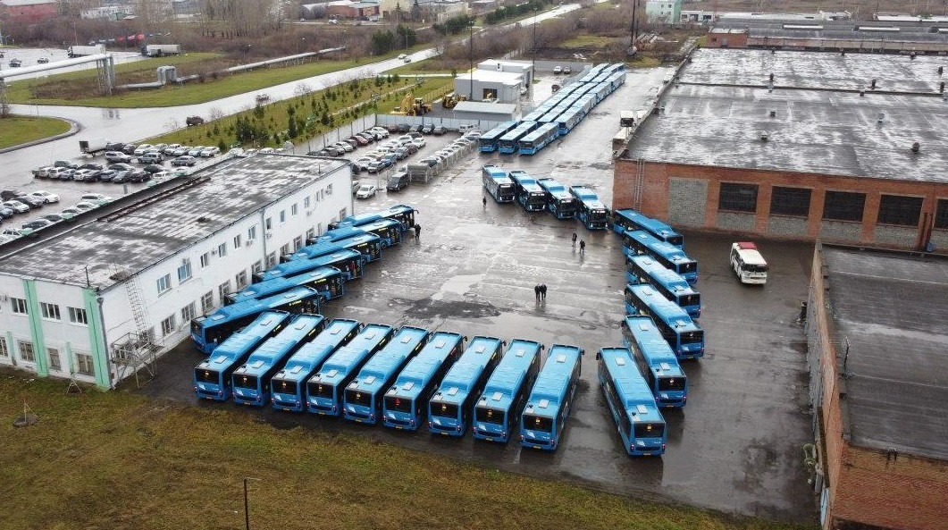 В Кузбасс поступили 25 новых экологичных автобусов