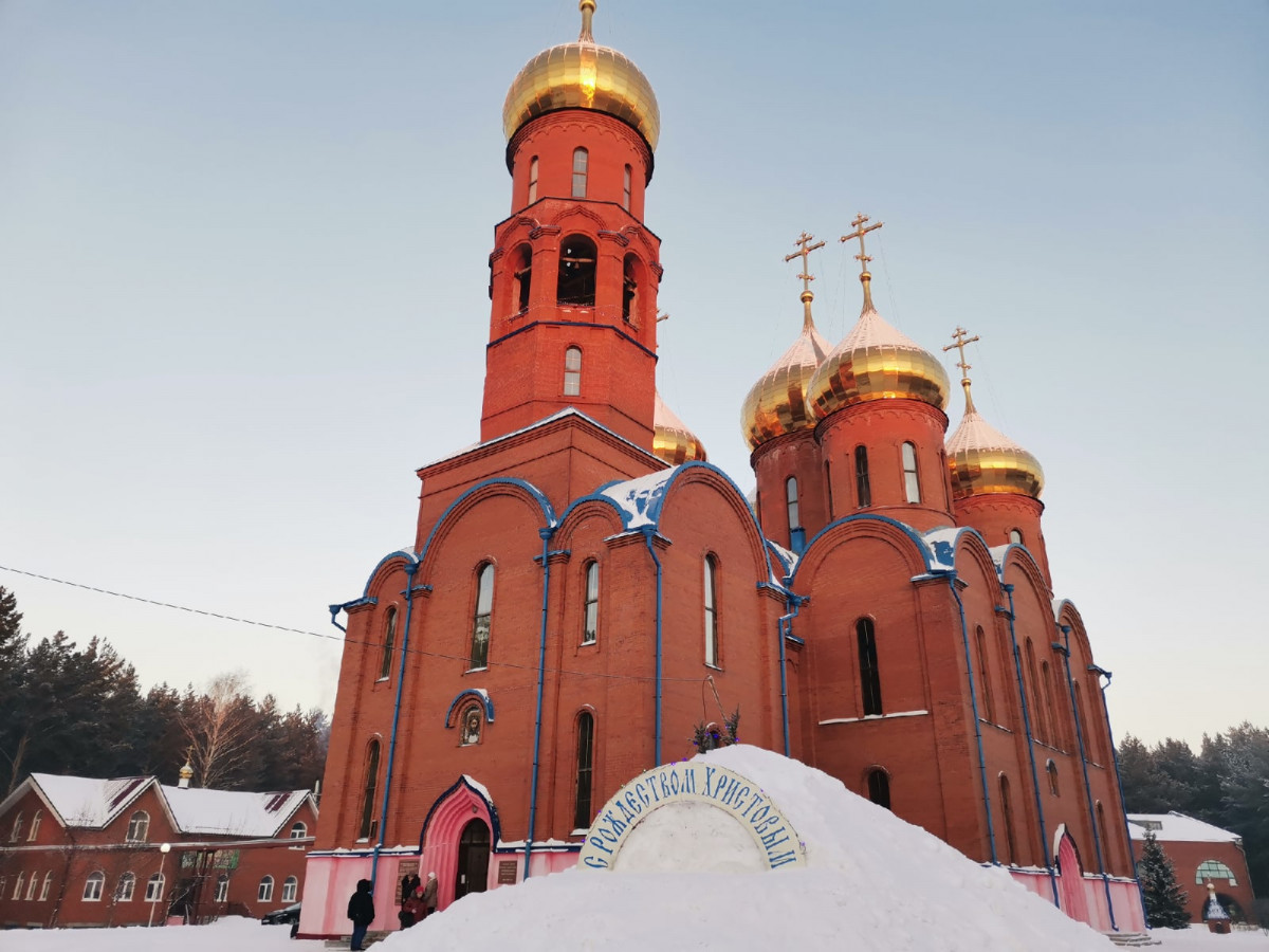 Рождественские богослужения пройдут во всех православных храмах Прокопьевска
