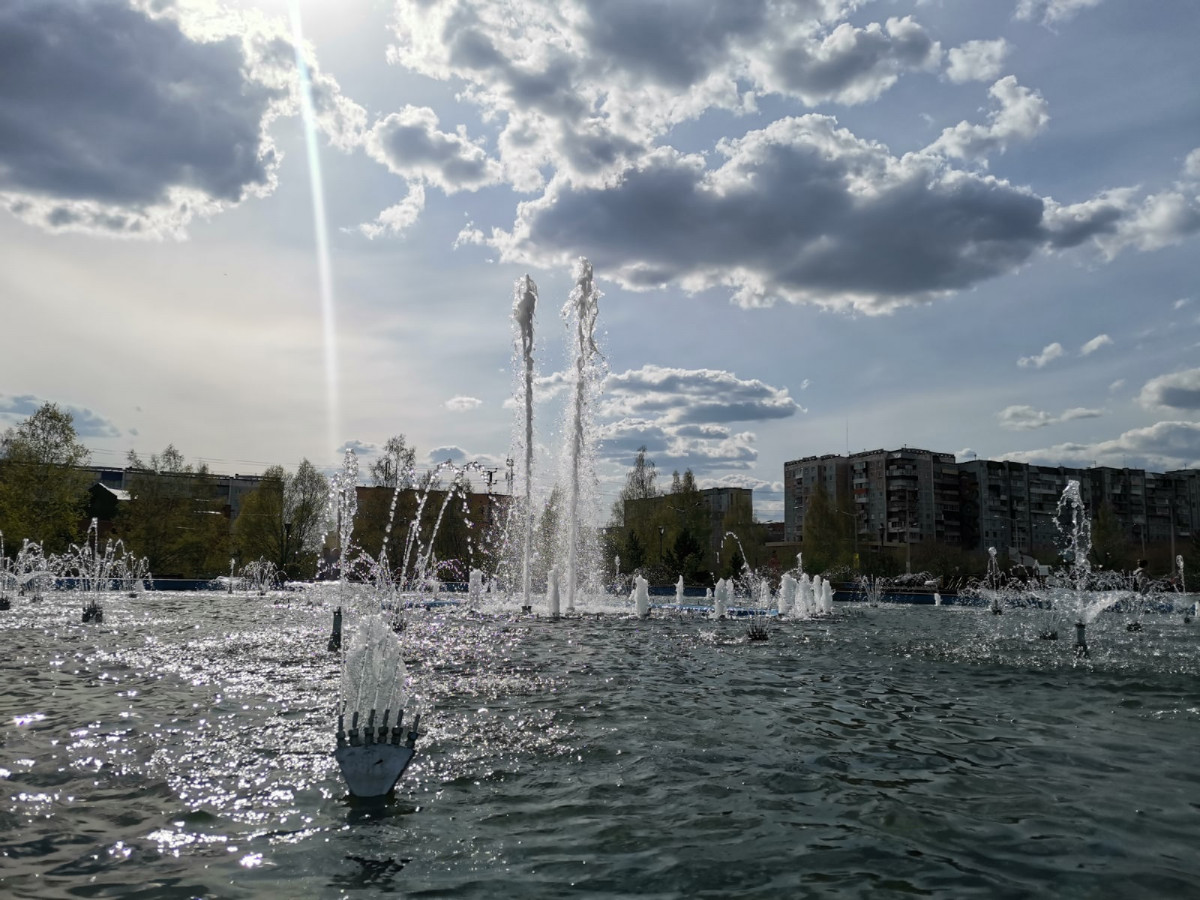 В Прокопьевске завершается монтаж и наладка городского фонтана