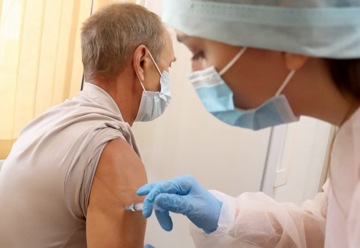 Кузбасс вышел на третье место в РФ по темпам вакцинации