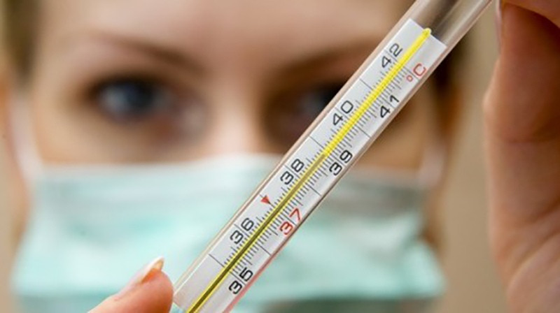 Роспотребнадзор опубликовал основные различия между симптомами COVID-19, ОРВИ и гриппа