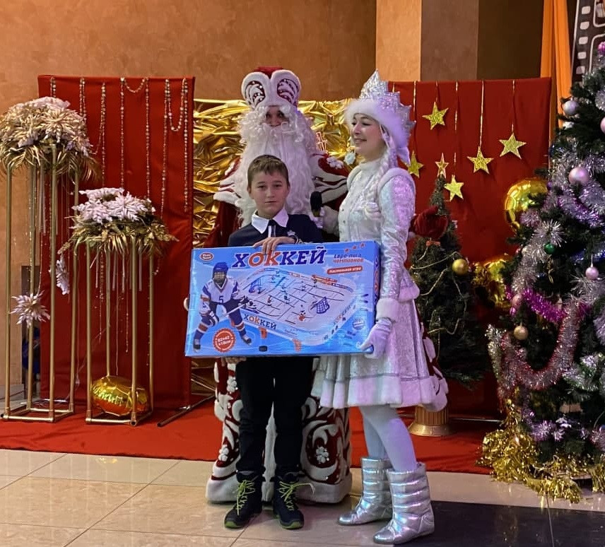 «Рождество для всех и каждого»: более 3 тысяч кузбассовцев получили подарки