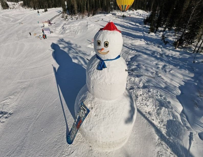 Снеговик-великан из Шерегеша вошел в Книгу рекордов России