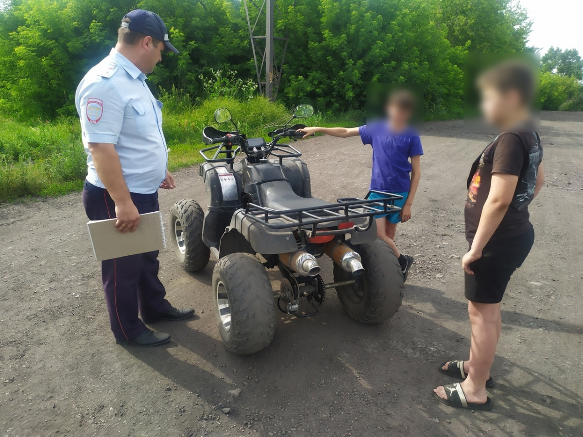 В Прокопьевске проверили владельцев мототехники