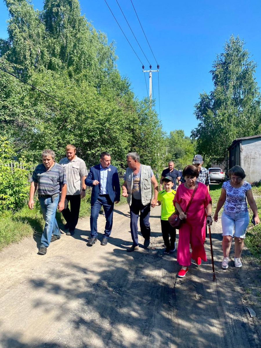 Специалисты администрации города провели выездное совещание на посёлке Сахалин