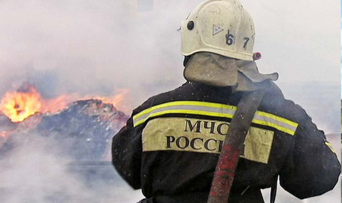 В Прокопьевске ликвидировали возгорание в многоквартирном доме