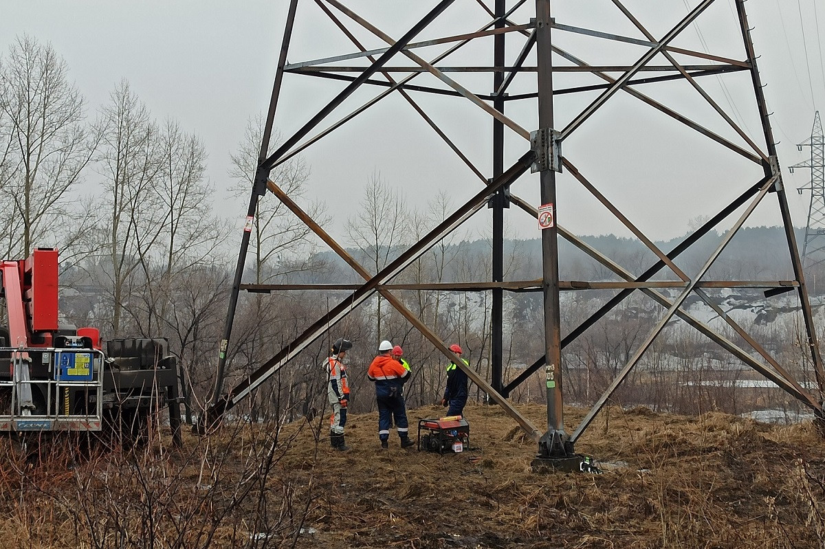 В Киселёвске похитили 20 металлических уголков с двух опор линии электропередачи