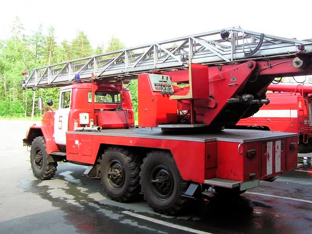 В Киселёвске пожарные спасли четырёх человек из горящего дома