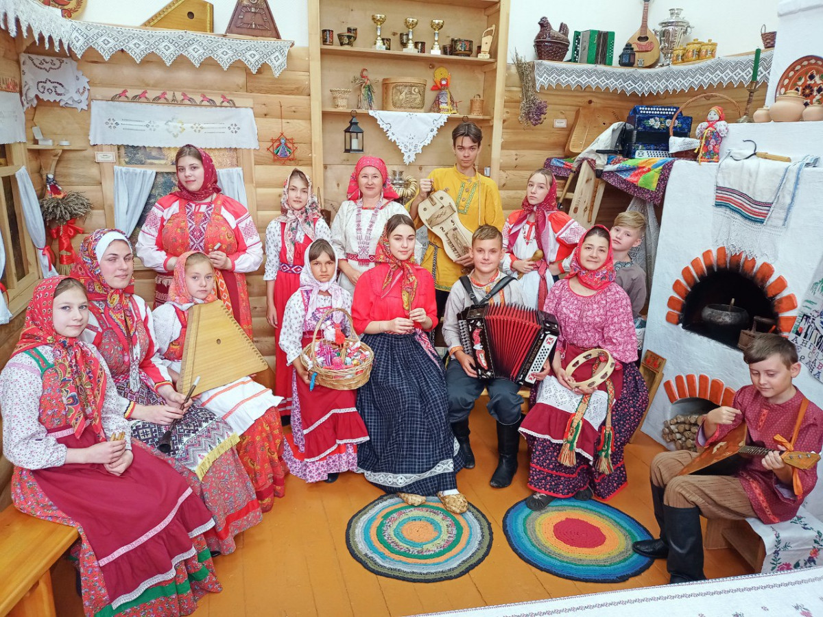Участники фольклорной студии «Истоки» отличились на Всероссийском фестивале