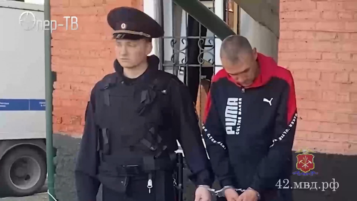 В Кузбассе задержали рецидивиста, похитившего у пенсионерки деньги и ценности более чем на 600 тысяч рублей