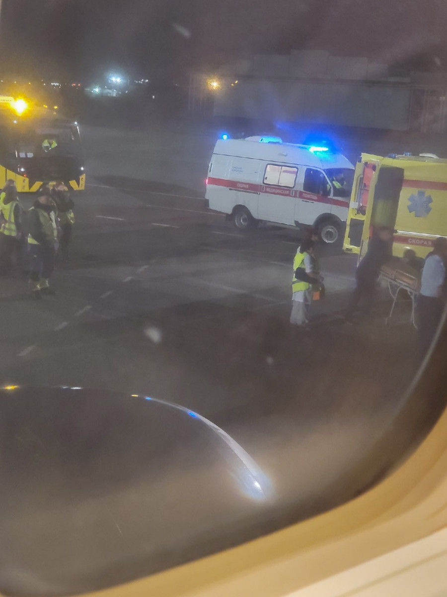 Соцсети: самолёт Новокузнецк-Санкт-Петербург совершил экстренную посадку в Омске