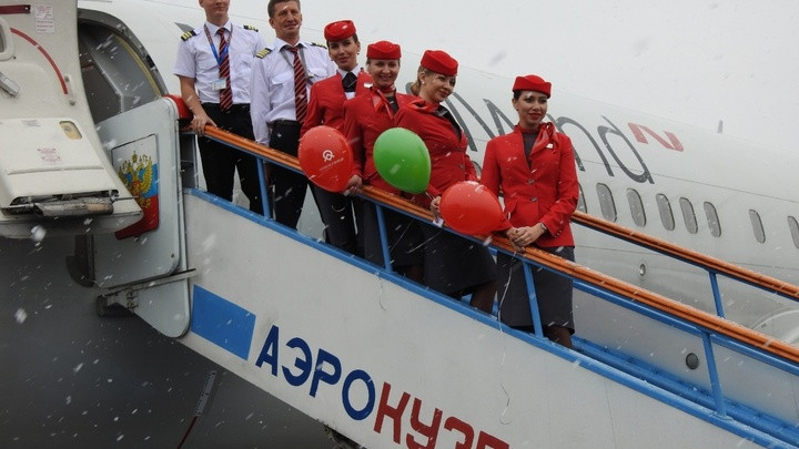 В Новокузнецке приземлился первый самолёт из Казани