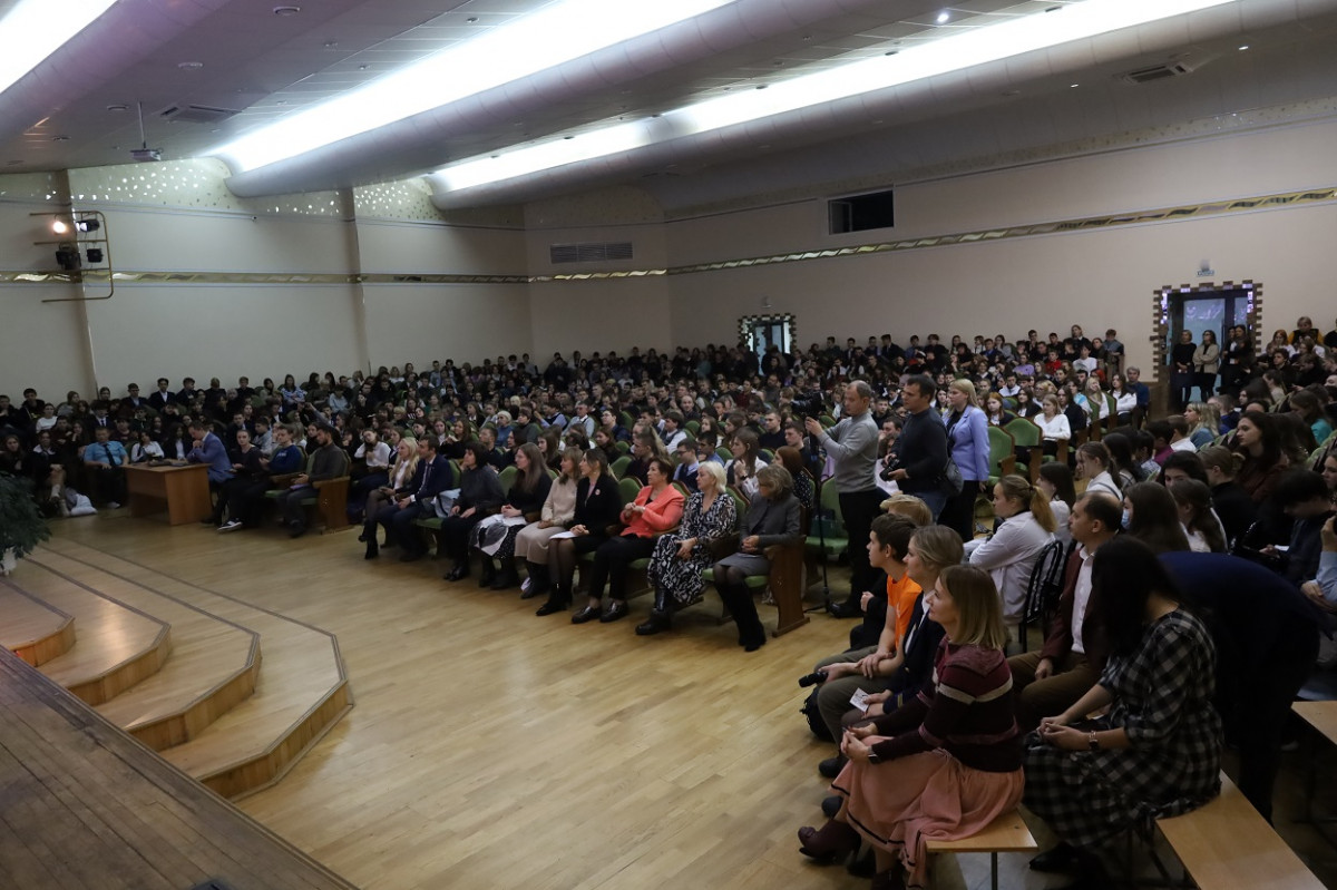 Прокопьевские школьники задали вопросы представителям крупных промышленных предприятий