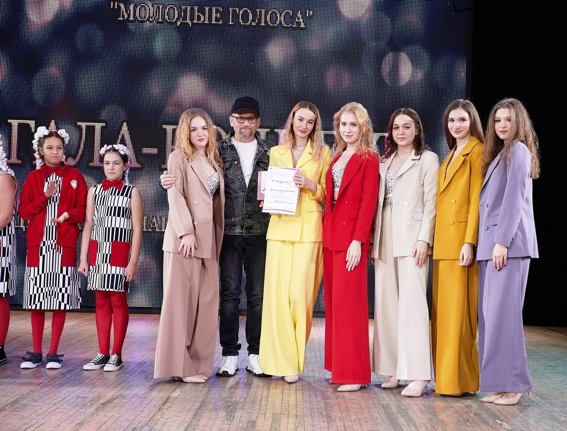 Прокопьевские вокалисты отличились на конкурсе в Тюмени