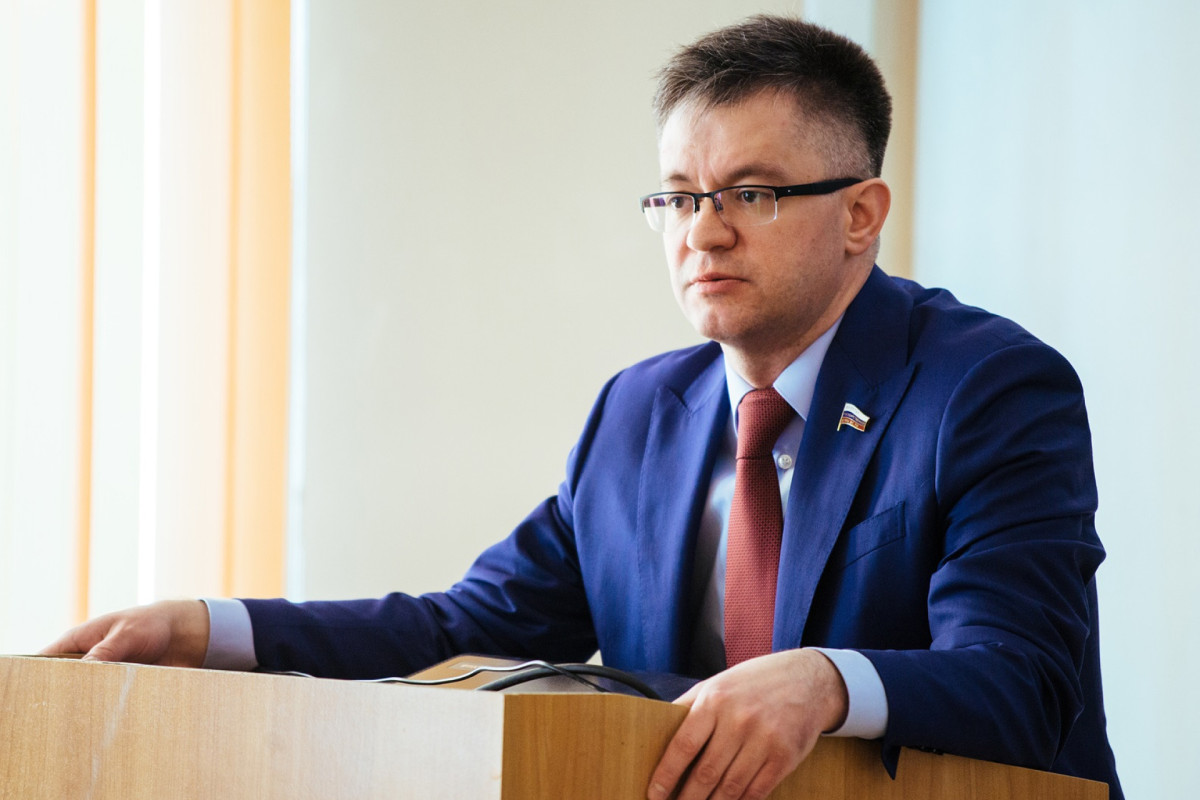 Депутат от Кузбасса заочно приговорен украинским судом к 15 годам колонии и конфискации имущества