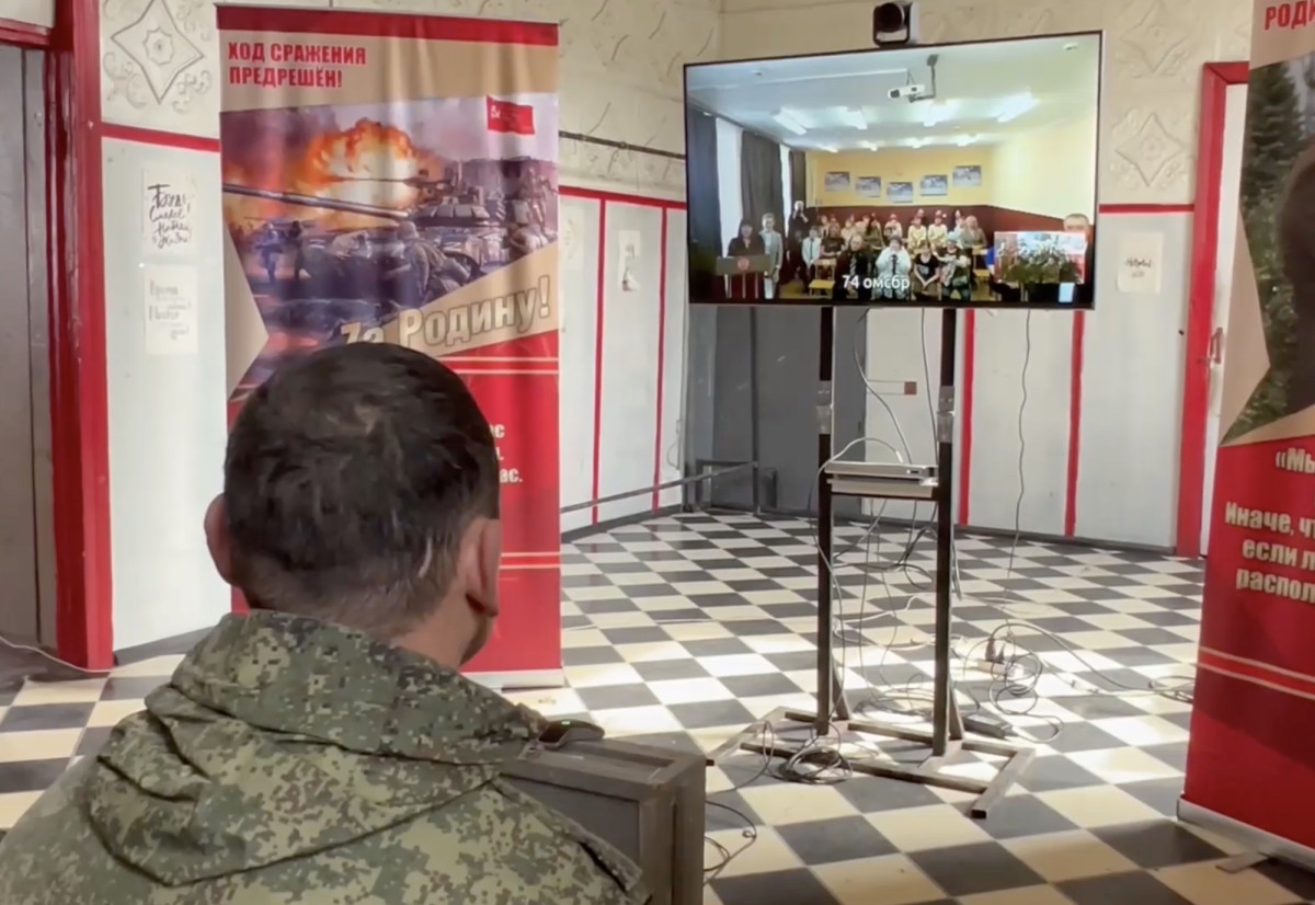 Бойцы из Кузбасса пообщались с родными по видеосвязи