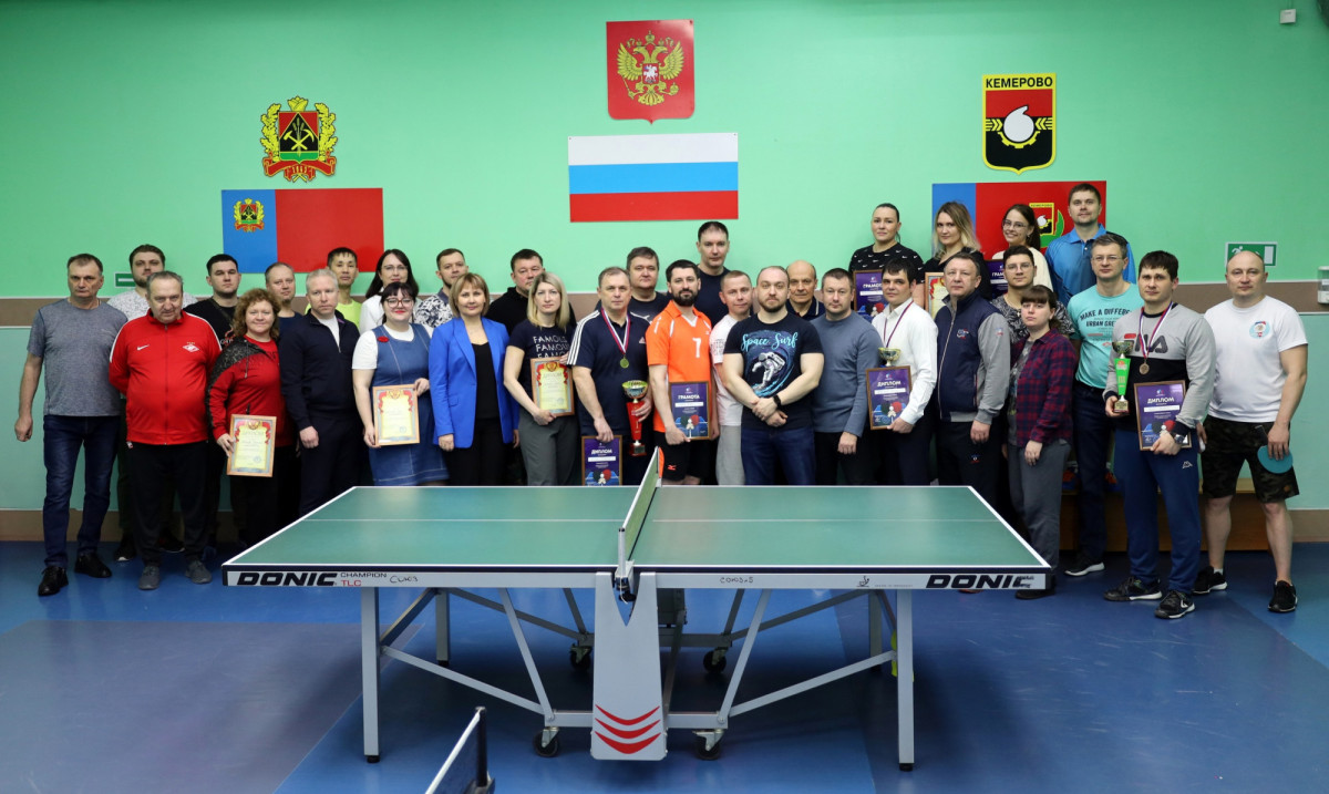 Судья из Прокопьевска стал серебряным призёром турнира по настольному теннису