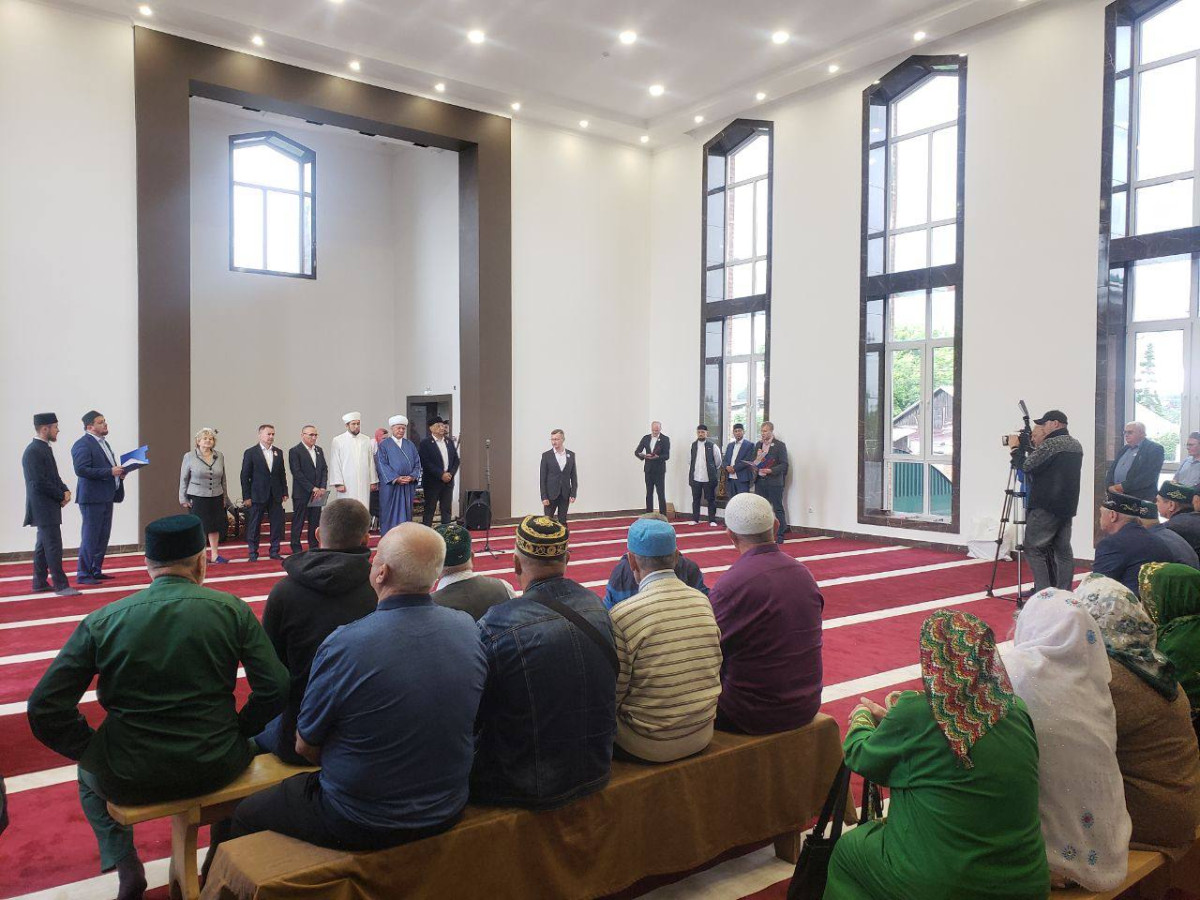 В Прокопьевске открыли мечеть, которую строили около пяти лет