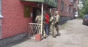 В Киселевске задержали мужчину, ранившего двух полицейских 