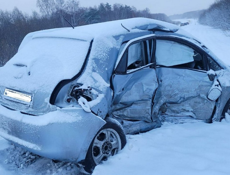 Первый снегопад стал причиной смертельного ДТП на трассе Ленинск-Кузнецкий - Новосибирск