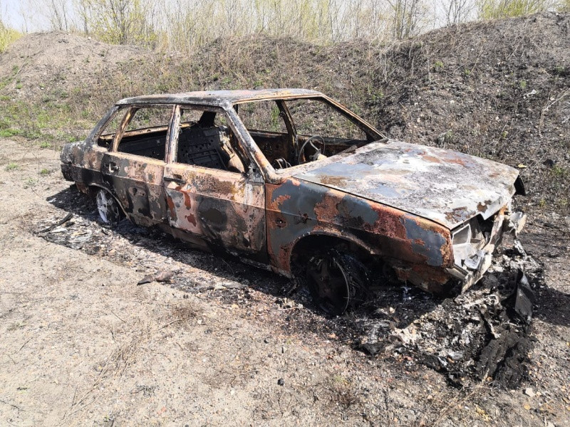В Прокопьевске огласили приговор трем товарищам, которые избили таксиста и сожгли его автомобиль
