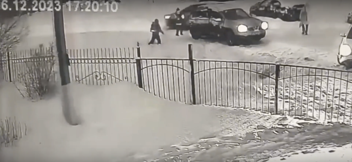В Прокопьевске автомобиль сбил ребёнка, перебегавшего дорогу