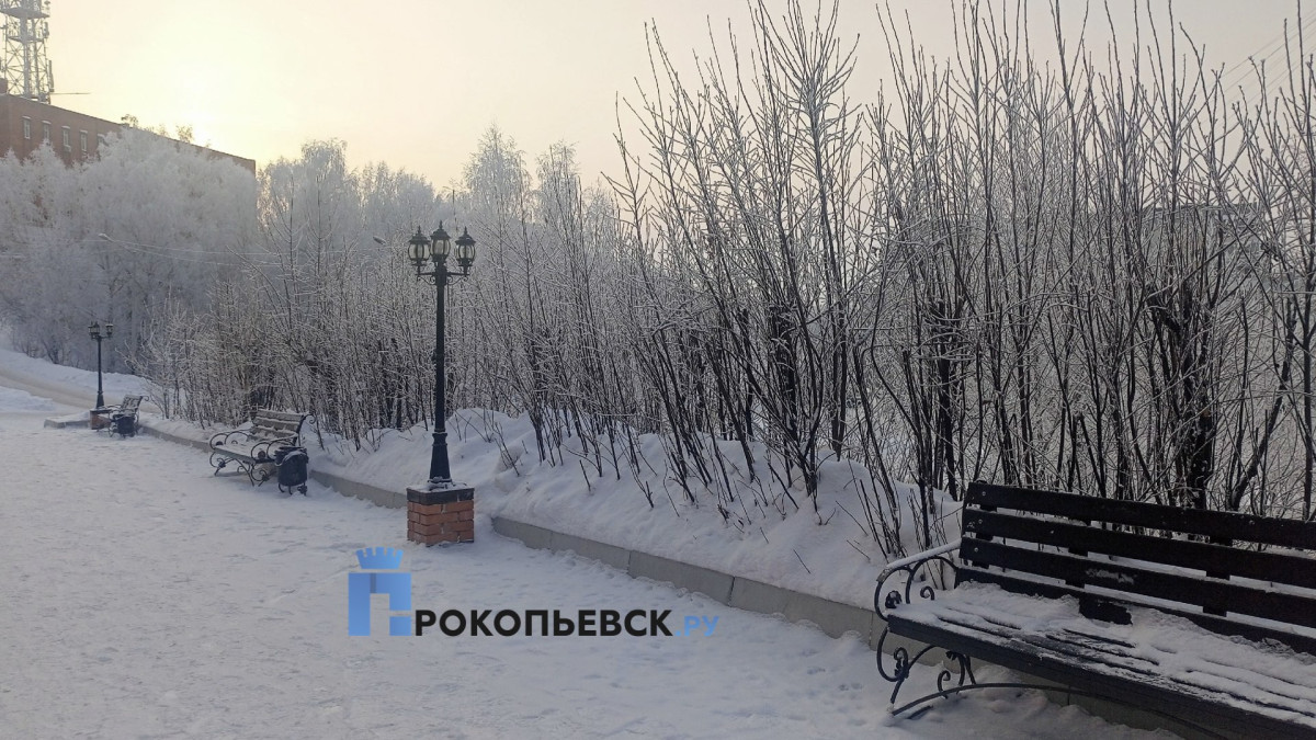 На Рождество в Прокопьевске пасмурно, возможен небольшой снег