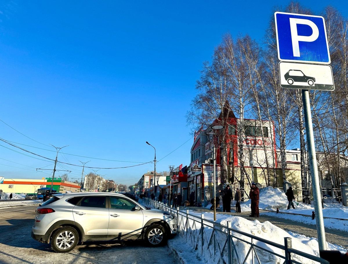 Представители администрации побывали на проблемных дорожных участках Прокопьевска