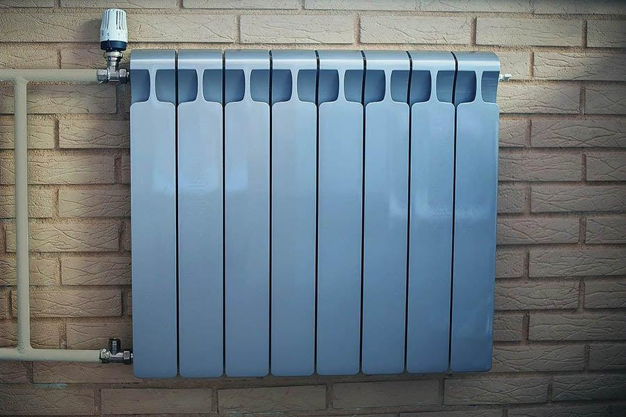 Преимущества использования алюминиевых радиаторов на 12 секций в частных домах и квартирах