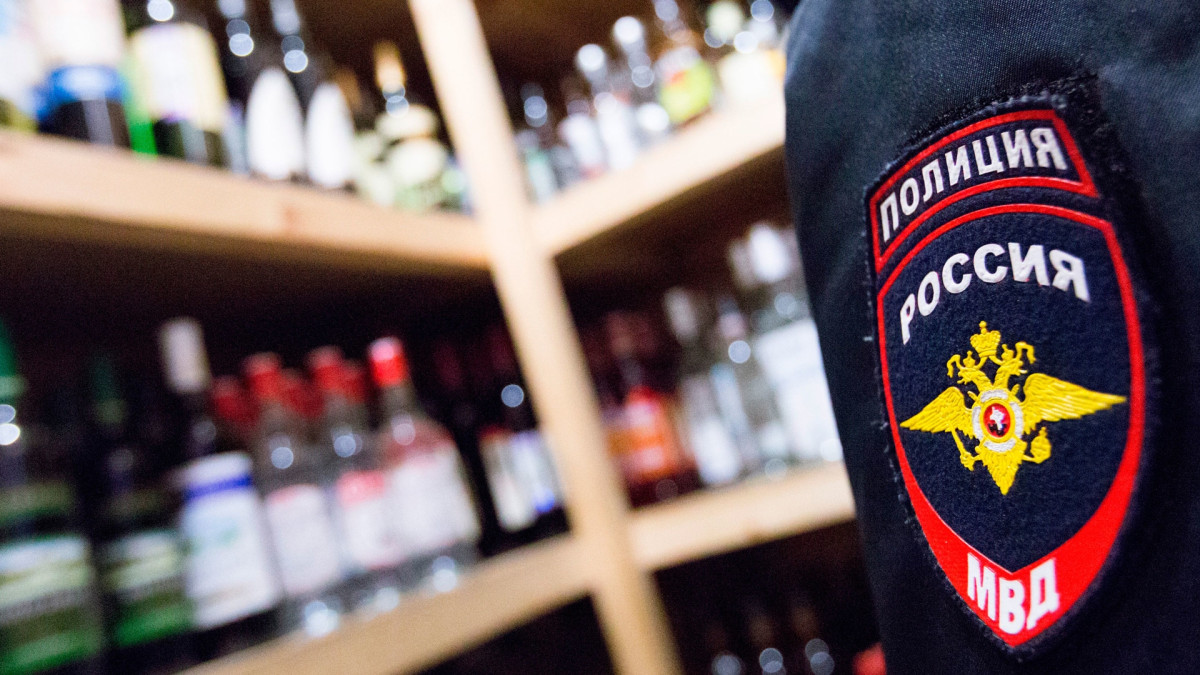 Предприниматель из Прокопьевска незаконно торговал алкоголем