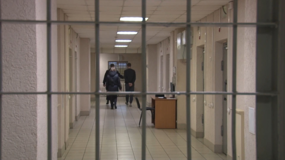 В Прокопьевске задержали "курьера", который обманул пенсионерку по схеме "родственник в беде"