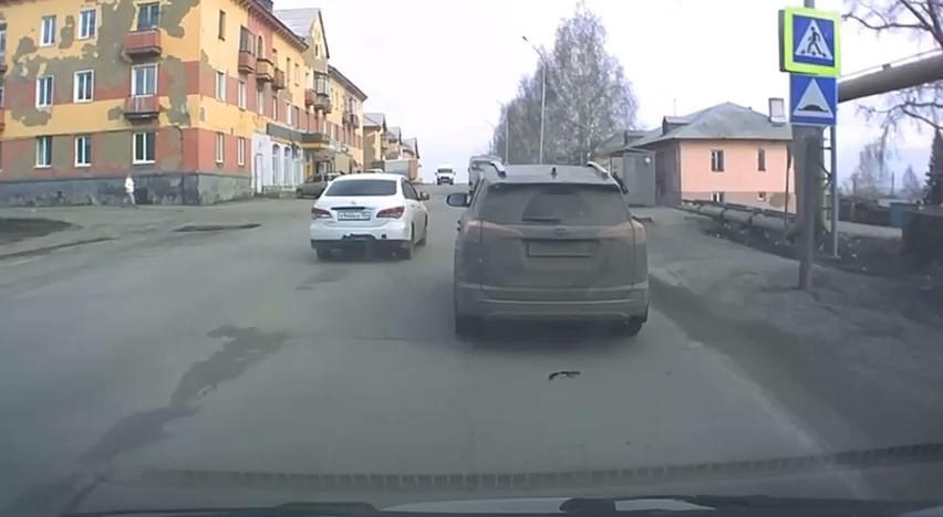 Нарушение водителя иномарки в Прокопьевске попало в объектив "Мобильного патруля"