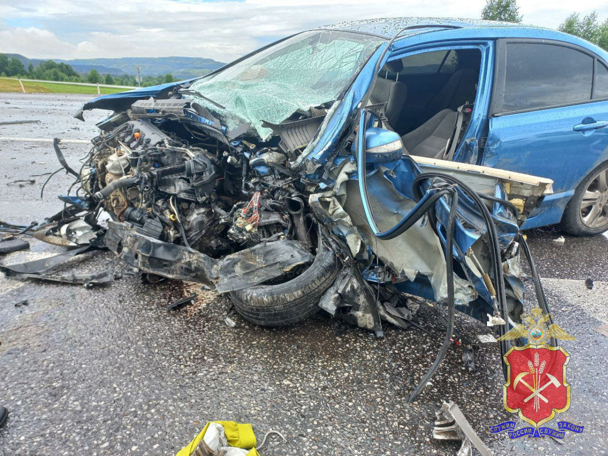 В Кузбассе 17-летняя девушка погибла в страшной аварии | 09.07.2024 |  Прокопьевск - БезФормата