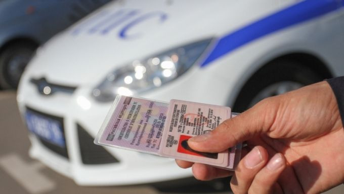 ГИБДД Прокопьевска о замене водительского удостоверения: в каких случаях нужно пересдавать теорию