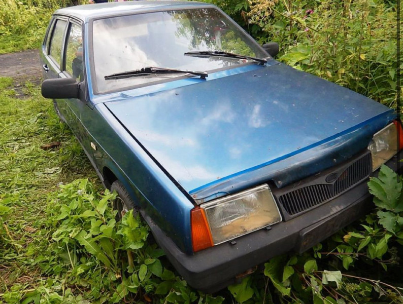 В Прокопьевске трое подростков пытались угнать автомобиль