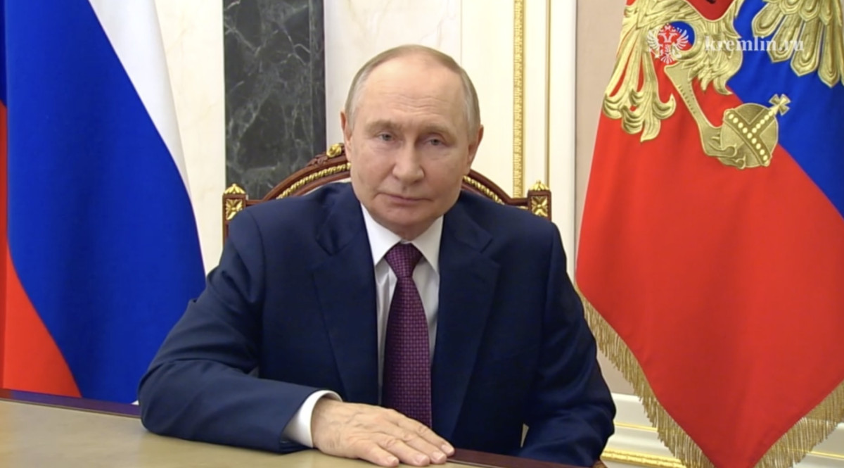 "Особые слова благодарности горнякам Кузбасса". Владимир Путин поздравил россиян с Днём шахтёра "Особые слова благодарности горнякам Кузбасса". Владимир Путин поздравил россиян с Днём шахтёра