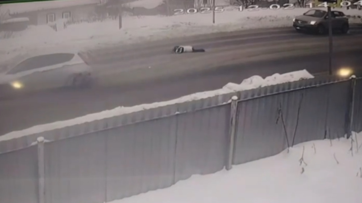 На злосчастном пешеходном переходе в Прокопьевске сбили 8-летнюю девочку