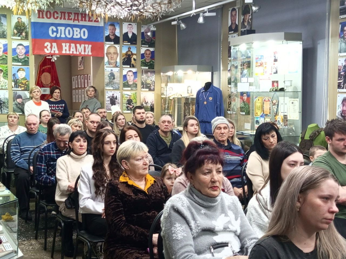 В Прокопьевске вручили ордена Мужества и медали семьям погибших героев