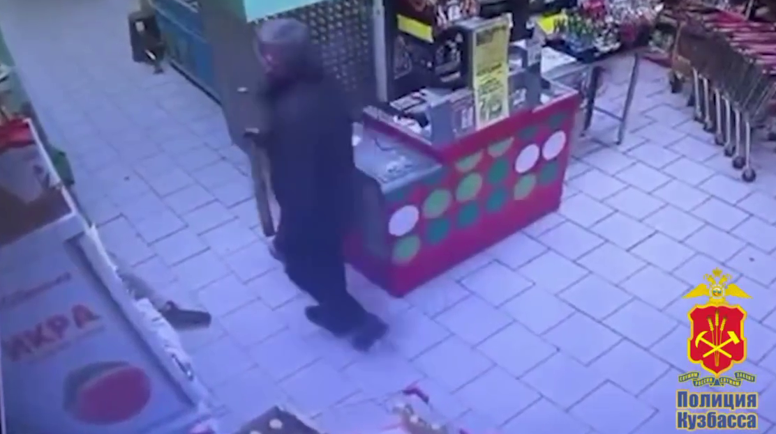 Угрожал продавцу битой. В Прокопьевске задержали укравшего алкоголь мужчину Угрожал продавцу битой. В Прокопьевске задержали укравшего алкоголь мужчину