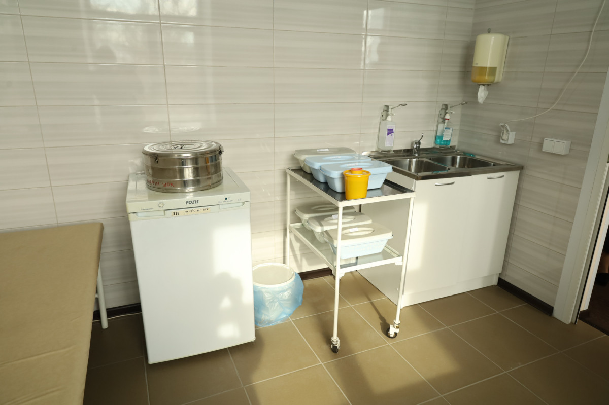 В Прокопьевске после ремонта открыли поликлинику с задержкой в несколько месяцев