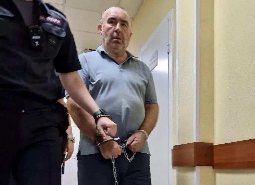 Убийцу и насильника девочки в Кузбассе арестовали на 2 месяца
