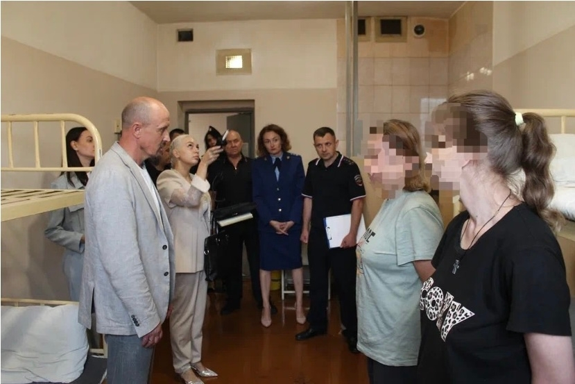 Уполномоченный по правам человека в Кузбассе посетил следственных изолятор Прокопьевска Уполномоченный по правам человека в Кузбассе посетил следственных изолятор Прокопьевска