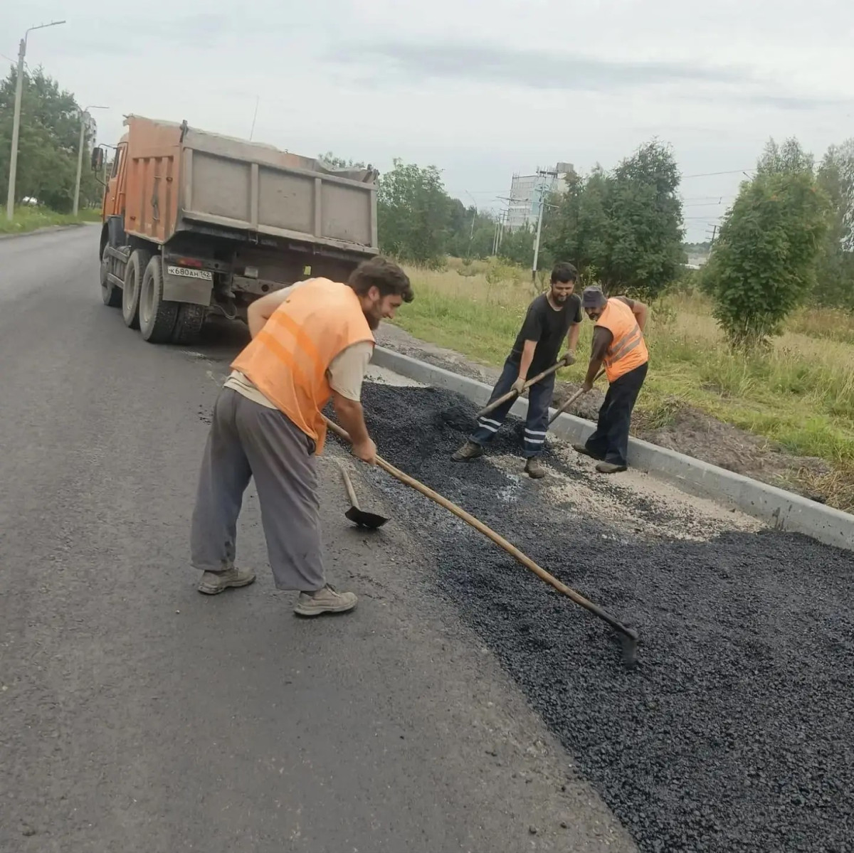 Практически весь запланированный объем дорожных работ в Прокопьевске завершен