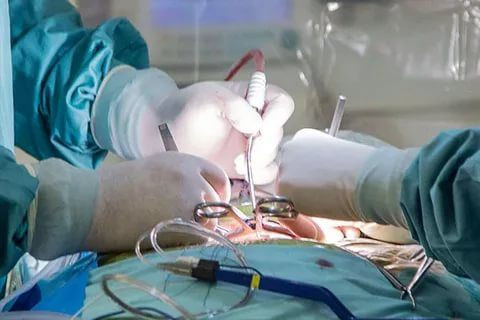 В Прокопьевске врачи освоили новую технологию лечения позвоночника