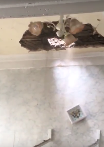 В классе школы Прокопьевска обрушился потолок: комментарий администрации