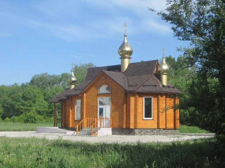 В Прокопьевске возвели новый православный храм